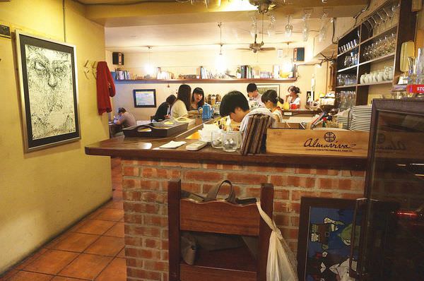Js Cafe & Bistro 輕鬆小酒館
